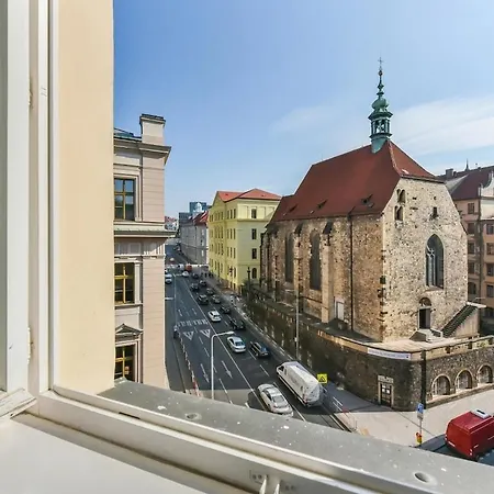 Apartament Premiere Dubcek *
