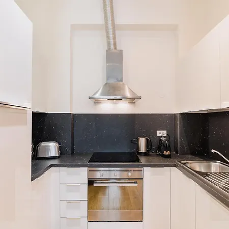 Premiere Dubcek דירה