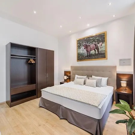 Premiere Dubcek פראג